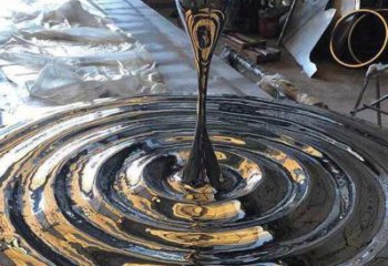 景區(qū)水滴雕塑，鍍金歐式雕塑，鐵藝材質(zhì)