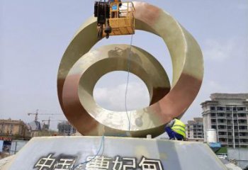 大型圓環雕塑，鍍銅景觀雕塑，鏡面工藝
