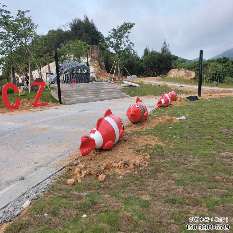 廣場(chǎng)坐凳雕塑 抽象景觀小品 烤漆雕塑