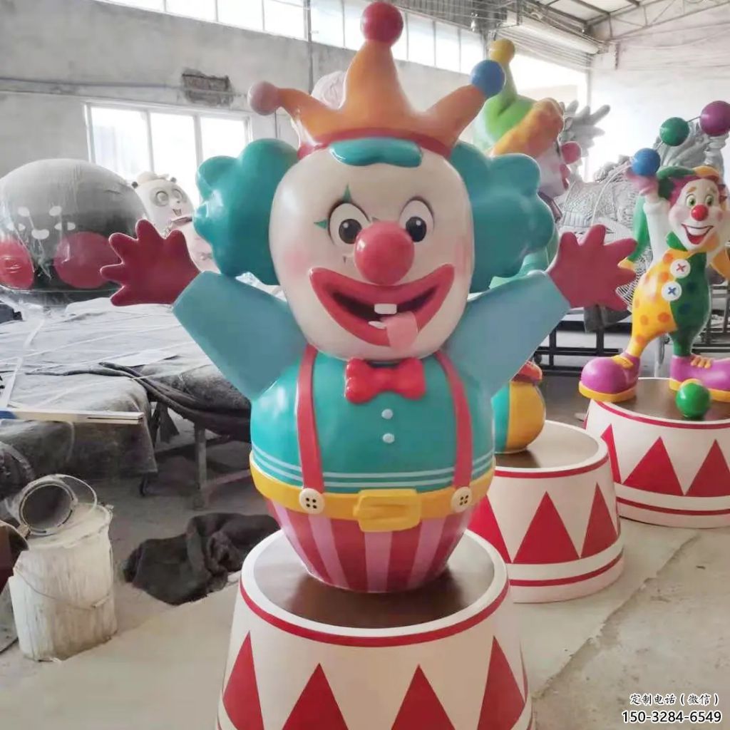 公園小丑雕塑廠 酒店門口雕塑 彩繪擺件