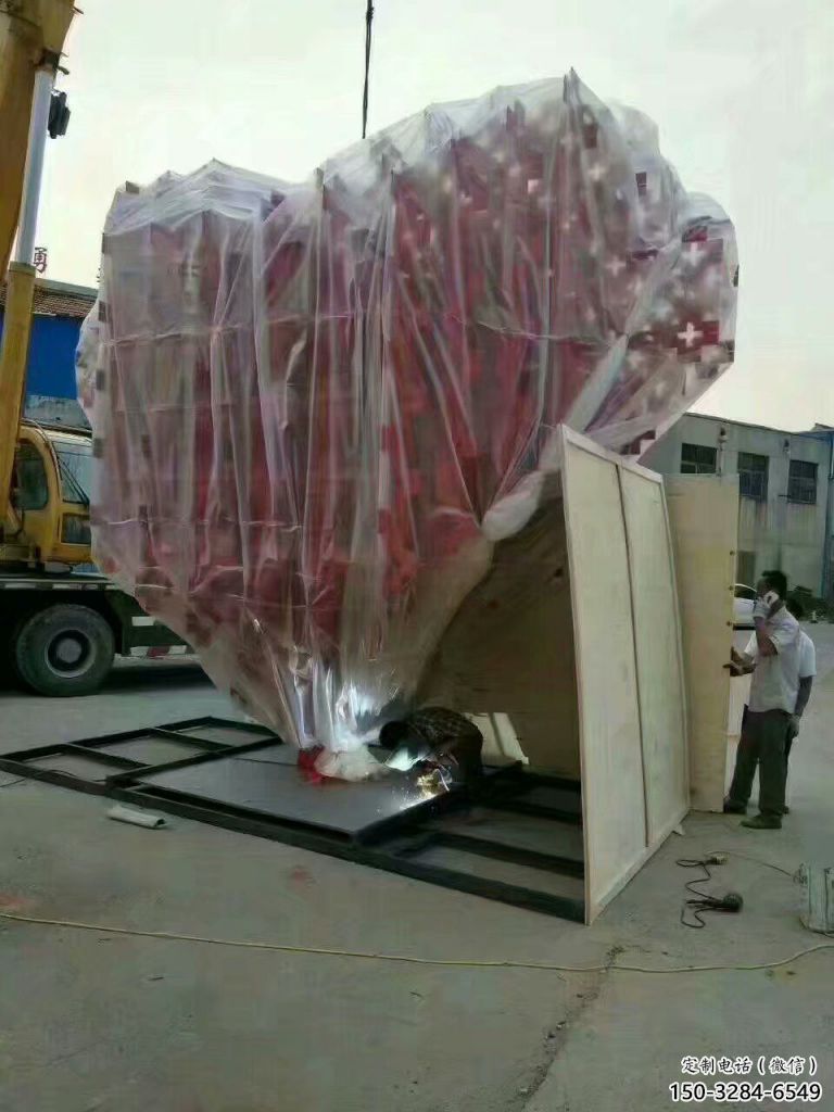 大門口心形雕塑 發(fā)光公園雕塑 仿真愛情雕塑