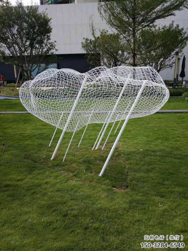 創意云梯雕塑 啞光梯子雕塑 公園云朵雕塑