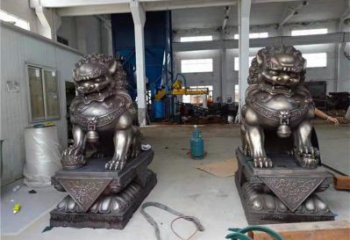 景觀獅子雕塑標準，鑄銅制作，景觀蹲獅雕塑優價