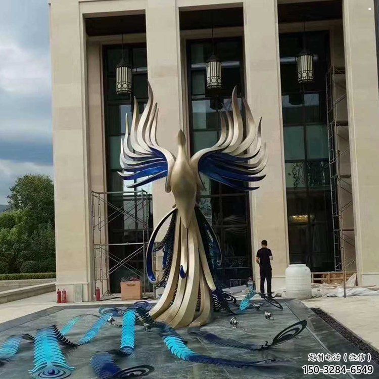 地產(chǎn)孔雀雕塑生產(chǎn)，城市裝飾，景觀不銹鋼孔雀雕塑選定