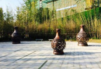 銅花瓶雕塑制造商，小區擺件，景觀銅花瓶雕塑廠家
