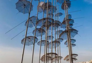 南寧步行街雨傘雕塑