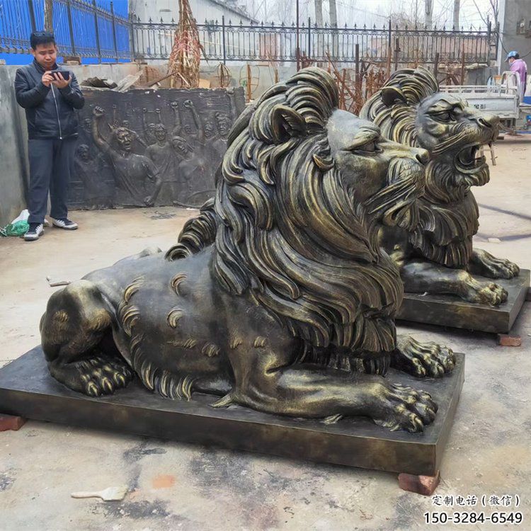 衡水大型趴獅雕塑，仿銅動(dòng)物雕塑，玻璃鋼獅子雕塑制作