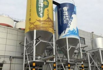 屯昌飲料瓶雕塑精選，街道標(biāo)識(shí)，玻璃鋼飲料瓶雕塑工程指用