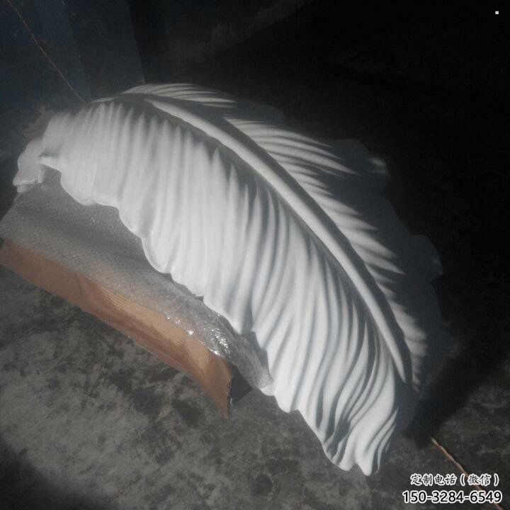 涪陵羽毛雕塑供應，花園小品，酒店玻璃鋼羽毛雕塑展品